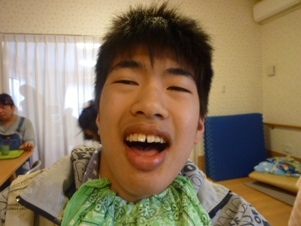 安藤健太さん